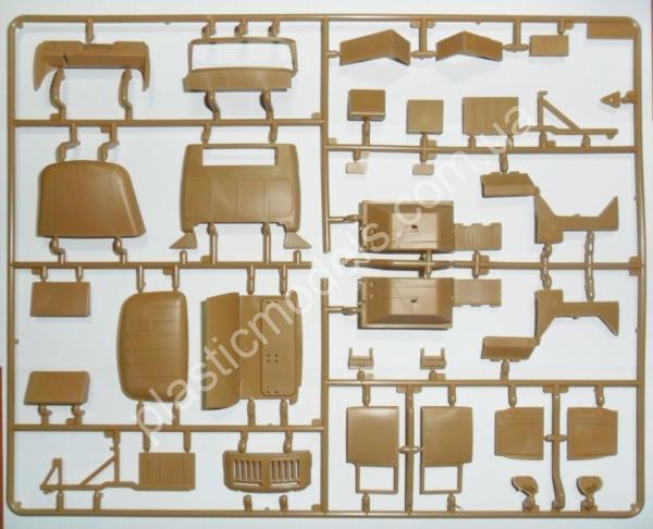 1/35 ICM 35515 ЗиЛ-131, Советский армейский грузовой автомобиль