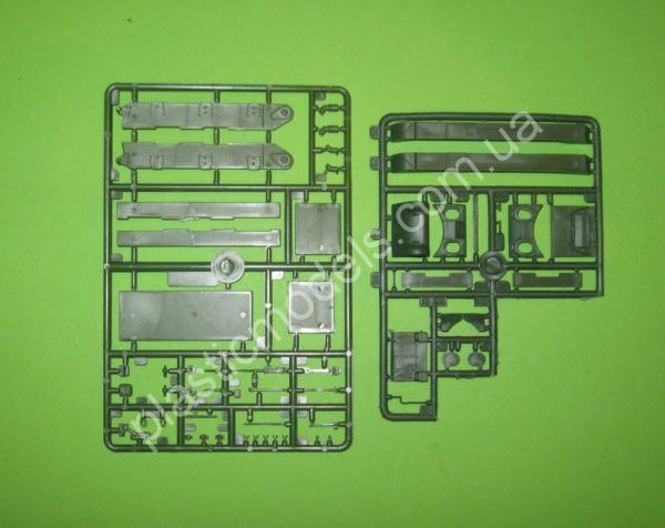 1/72 UM 384 Medium tank Sherman IIC