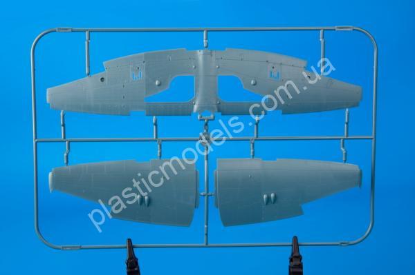 1/48 Eduard 82122 Tempest Mk. V series 2
