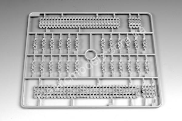 1/35 Trumpeter 00358 Russia KV-1 model 1942 Simplified Turret Tank