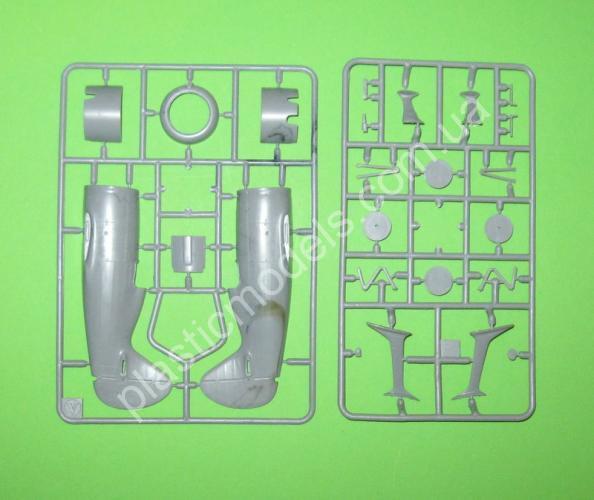 1/48 AMG 48311 Polikarpov I-15 bis (skis)