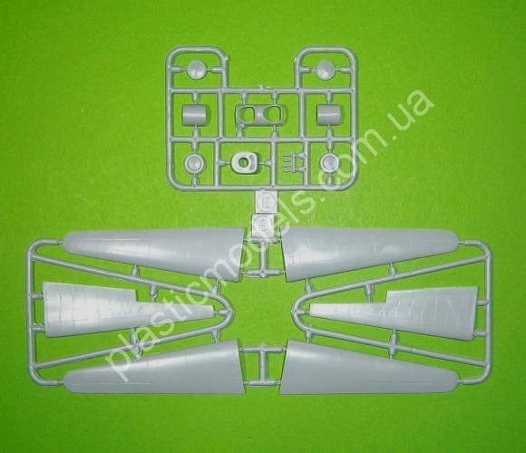1/72 Avis 72058 Messerschmitt M-23b Bismarck
