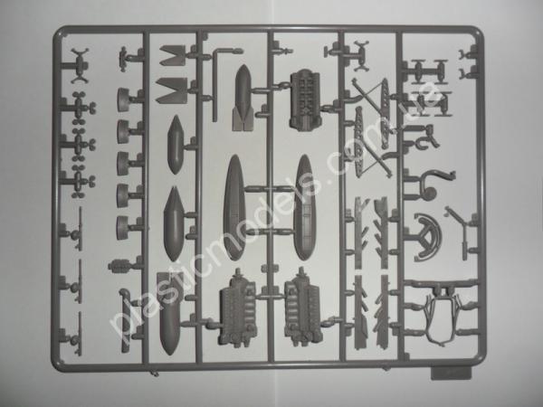 1/48 ICM 48232 Ju 88A-5, WWII German Bomber (100% new molds)