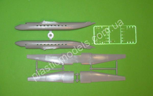 1/144 A-model 1464-02 Antonov An-24B Polish/DDR airlines