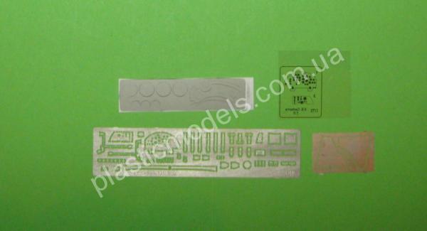 1/72 AMP 72004 Canberra T. MK11