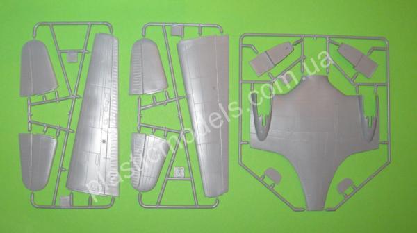 1/72 A-model 72324 Ilyushin IL-14M