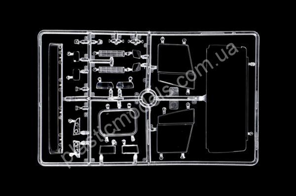 1/24 Italeri 3869 IVECO Stralis Active Space Cube