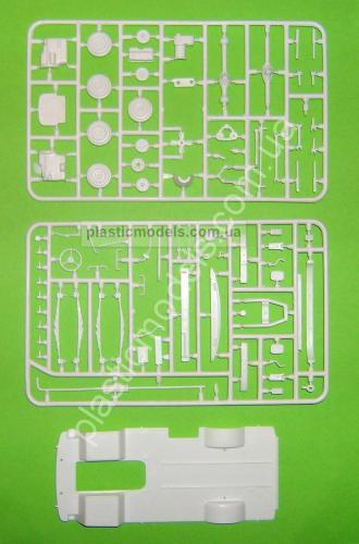 1/35 Bilek 989 UAZ - 452 Ambulance