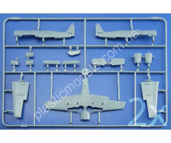 1/72 Eduard R0012 Fw 190A-8 QUATTRO COMBO Royal Class