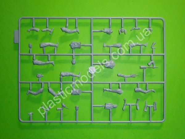 1/35 Master Box 35242 Zombieland, Kit No. 2, Zombies