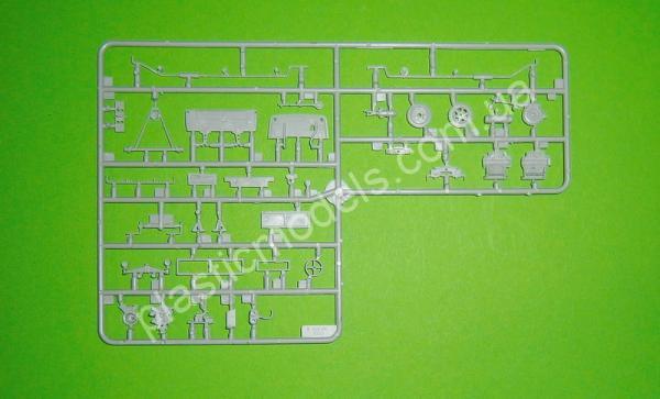 1/72 Trumpeter 07203 Famo Sd.Kfz. 9 18 ton Halftrack