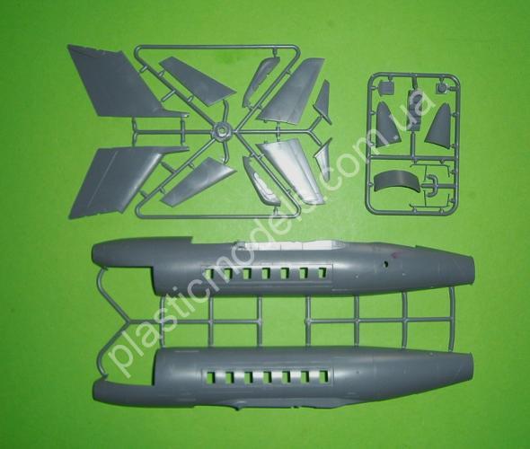 1/72 A-model 72388 Challenger CL-600