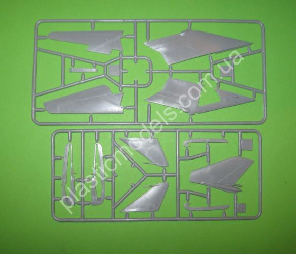1/72 Modelsvit 72011 Cу-17М