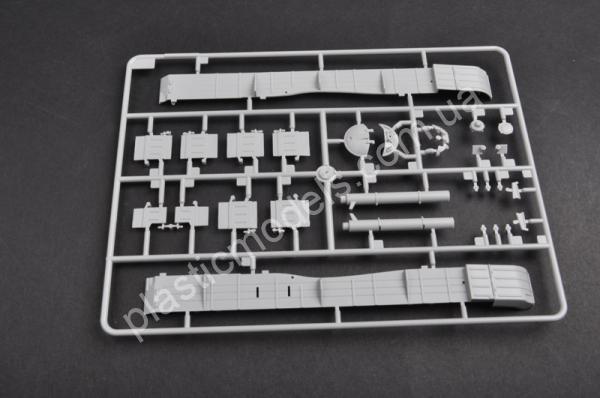 1/35 Trumpeter 1578 Soviet T-64 Model 1972 Main Battle Tank