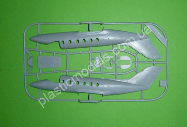 1/72 SOVA-M 72044 Raytheon T-400 JASDF