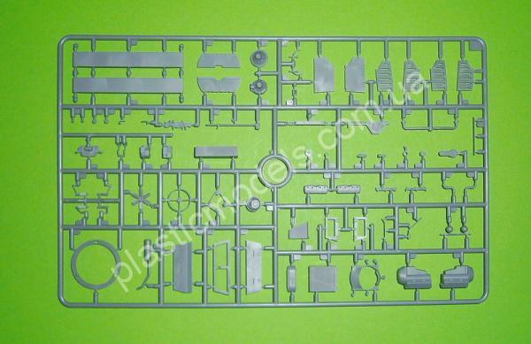 1/35 IBG 35021 Marmon-Herrington Mk.I South African Reconnaissance Vehicle