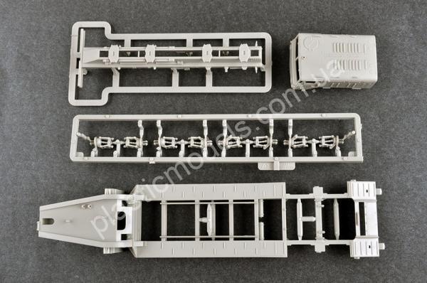 1/72 Trumpeter 07194 MAZ-537G intermediate type with MAZ/ChMZAP-5247G semi-trailer