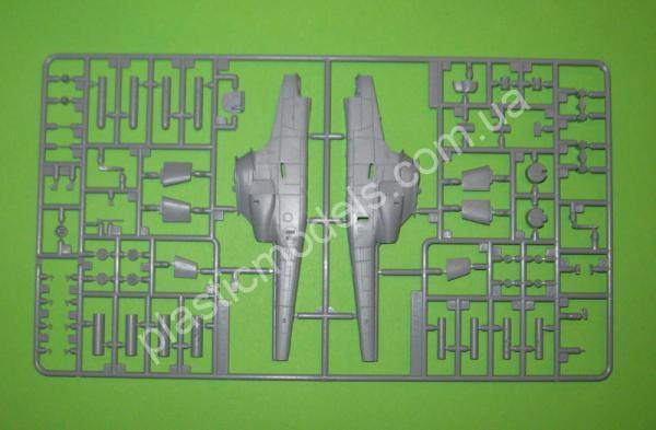 1/72 Special hobby 72427 AH-1G Cobra ‘Early Tails’