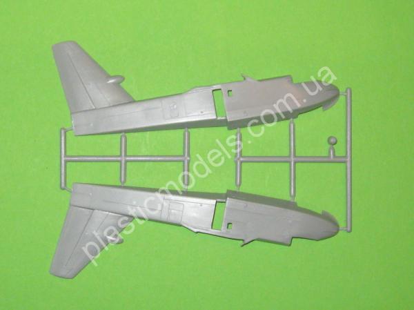 1/144 A-model 1476 Canadair Bombardier CL-415 SuperScooper