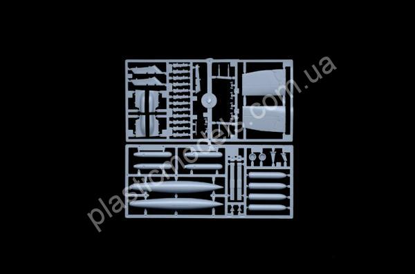 1/48 Italeri 2788 Douglas A-1H Skyraider + Super Decal