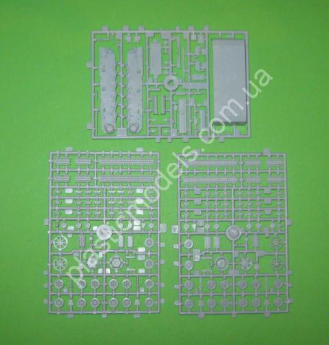 1/72 UM 273 Tank Panzer III Ausf M with protective screen