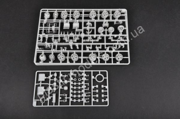 1/35 Trumpeter 5541 Soviet IT-1 Missile tank