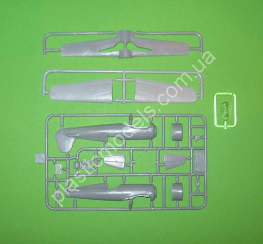1/72 SOVA-M 72013 IAR IAR-80A
