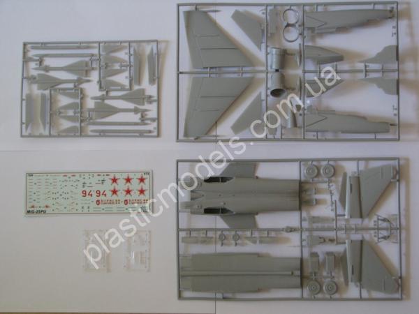 1/72 Zvezda 7289 Советский истребитель-перехватчик МиГ-25ПУ
