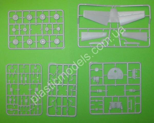 1/72 A-model 72118 AN-26 Late version