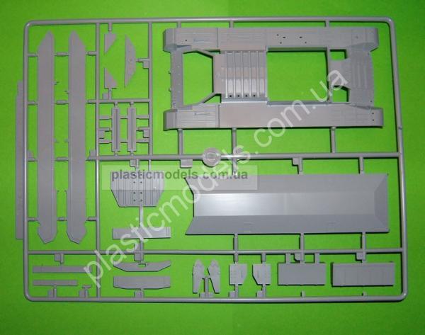 1/35 Восточный Экспресс 35148 Infantry Tank Mark III Valentain IV