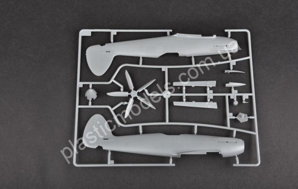 1/48 Trumpeter 2850 Supermarine Spiteful F.MK.14 Fighter