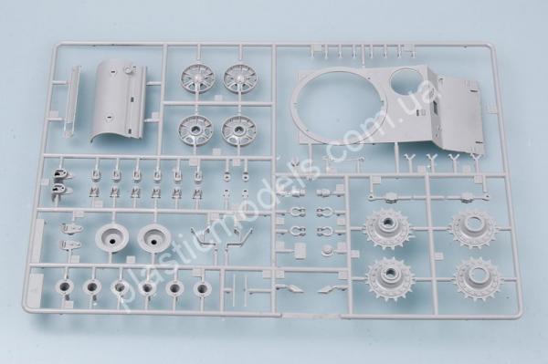 1/35 Trumpeter 00367 German Pz.Kpfm KV-2 754(r) Tank