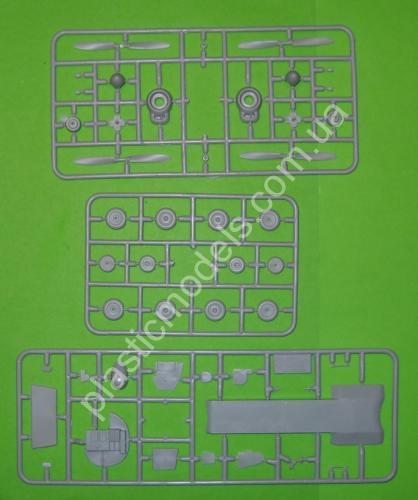 1/72 A-model 72220 Antonov An-30