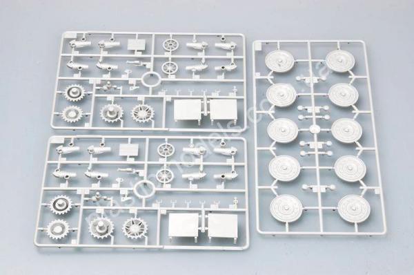 1/35 Trumpeter 00385 German tank  E-10