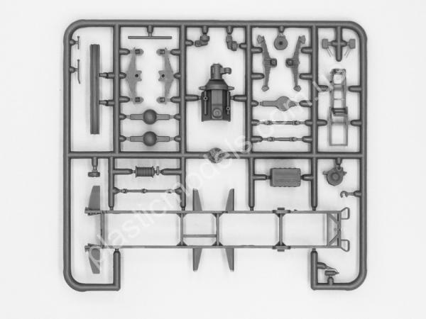 1/72 ICM 72813  ATZ-4-131 Fuel Bowser