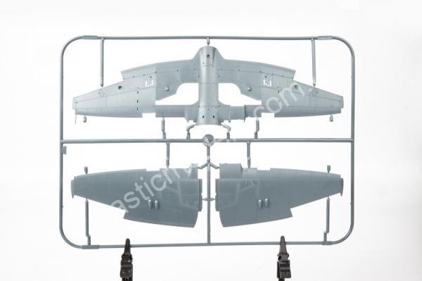 1/48 Eduard 82124 Tempest Mk.II early version