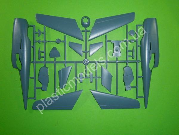1/48 RS models 48010 Messerschmitt Me P.1101 