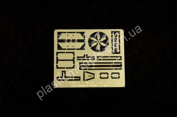1/35 HobbyBooss 82451 U.S. M3A1 