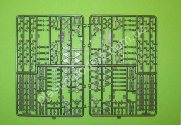 1/72 UM 381 Средний танк М4А3 (105) Шерман