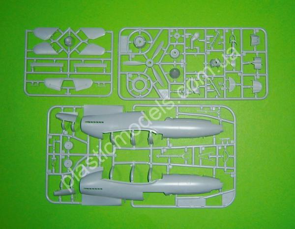 1/48 Modelsvit 4814 Curtiss XP-55 Ascender (1st prototype)