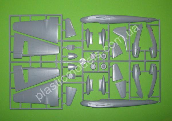 1/72 AZ model 7653 DH-103 Hornet F.Mk.3
