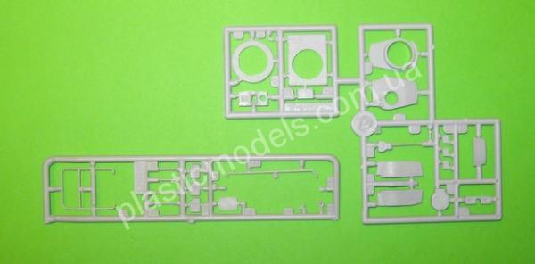 1/72 UM 351 Commanders tank Pz Bef 38 (t)