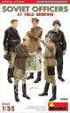 1/35 MiniArt 35365 Soviet Officers At Field Briefing