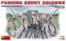 1/35 Mini-art 35137 Толкающие советские солдаты