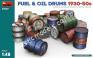 1/48 Mini-art 49007 Fuel & Oil Drums 1930-50s